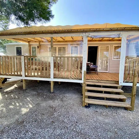 Casa Malina 325 *